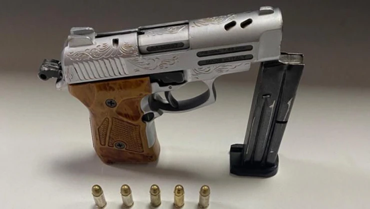 Elazığ'da Ruhsatsız Silah ve Tüfek Ele Geçirildi