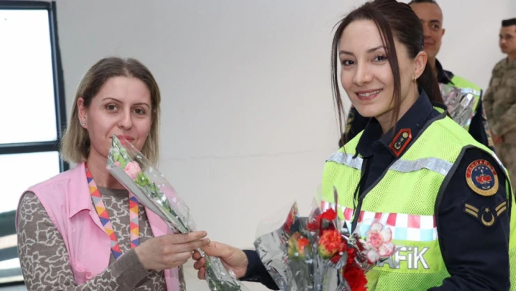 Elazığ Jandarma Kadınları Unutmadı