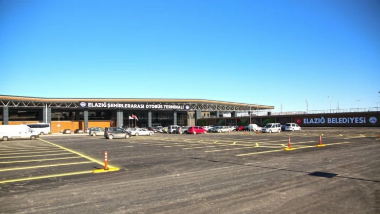 Elazığ Otogarı'ndan yaprak kımıldamıyor