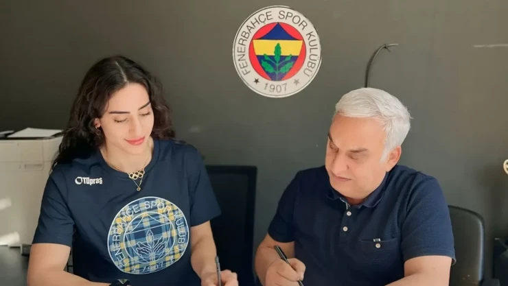 Elazığlı Sporcu Fenerbahçe'ye Gitti