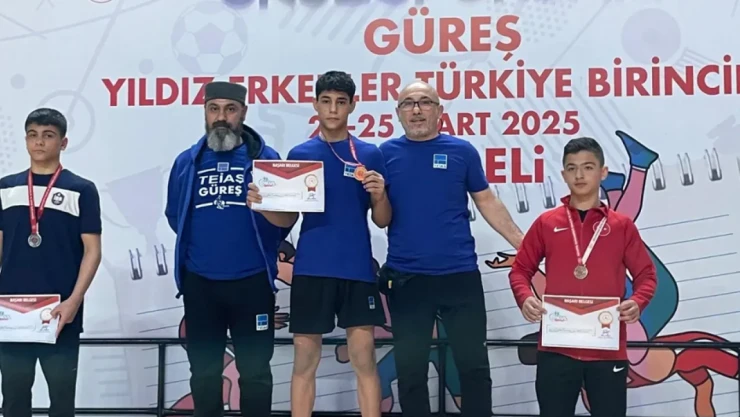 Elazığlı Sporcu Güreşte Türkiye Şampiyonu Oldu