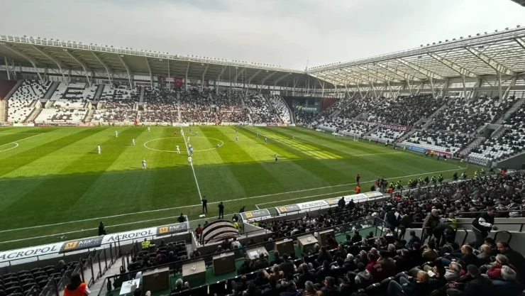 Elazığspor'a Seyircisiz Maç Tehdidi!