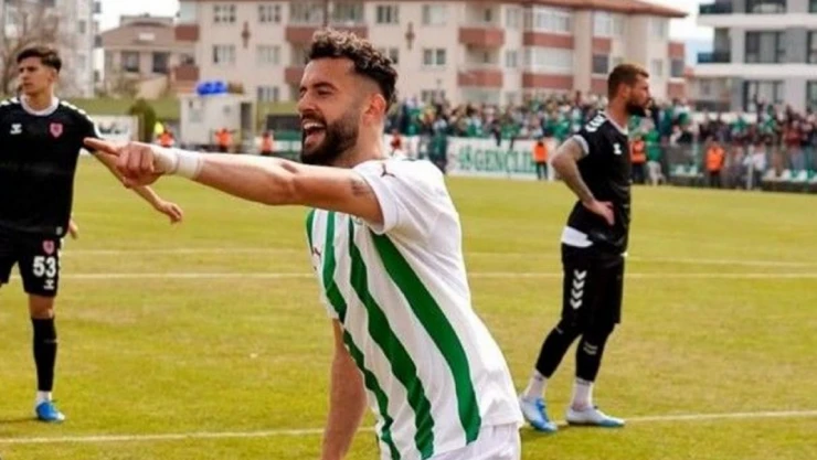 Elazığspor'da Topa Vuramıyordu, 4 Gol Birden Attı