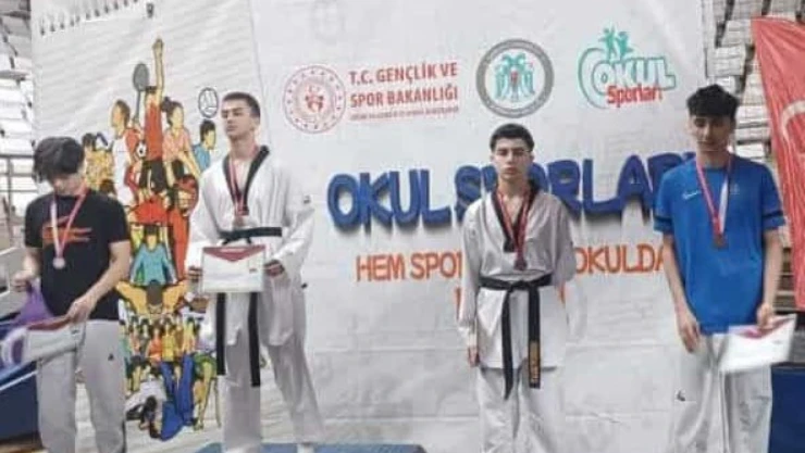 Erzincan'dan Madalya İle Döndük