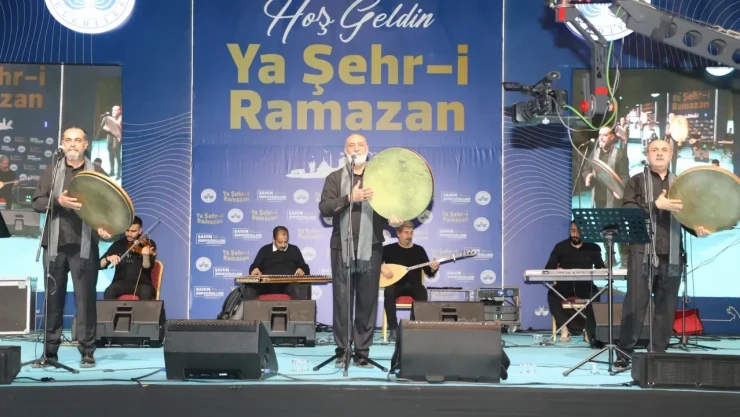 Grup Tillo Elazığlılara Unutulmaz Bir Ramazan Akşamı Yaşattı