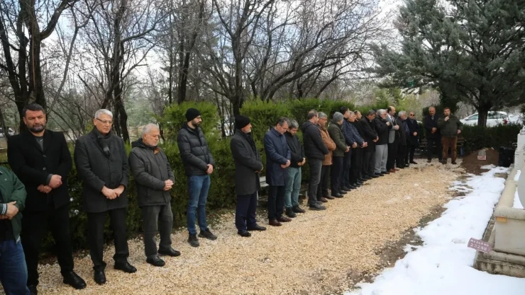 Hamza Yanılmaz Vefatının 14. Yıldönümünde Anıldı