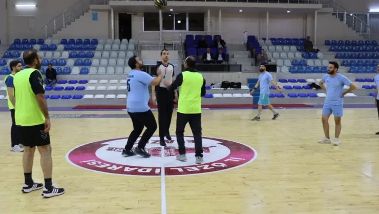 İl Özel İdaresi Basketbol Turnuvası'nda 2. Hafta Maçları Tamamlandı