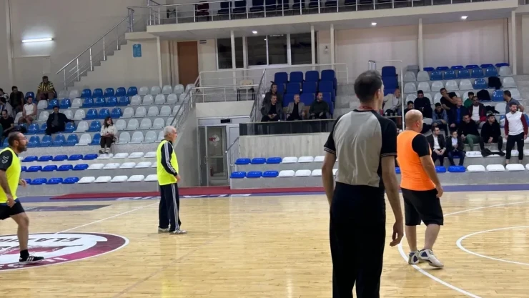 İl Özel İdaresi Birimler Arası Basketbol Turnuvası Başladı