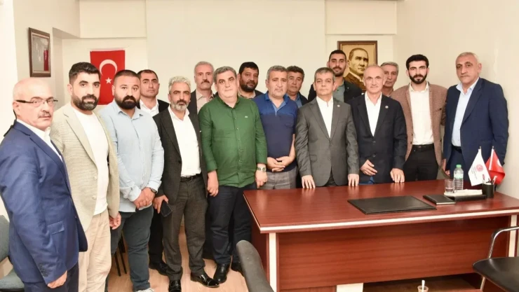 Keleş: Yerel Yönetimlerin Omurgasını Oluşturuyorlar!