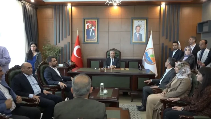Mazbatasını Alan Baskil Belediye Başkanı Tuncer Turus, Göreve Başladı