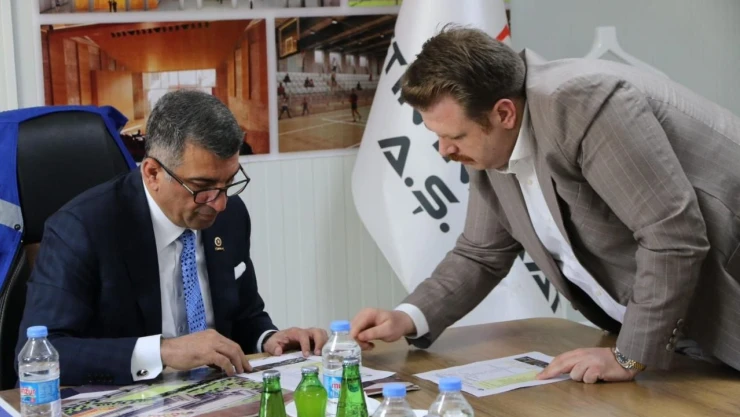 Milletvekili Erol, Okulun Yapımını Yakından Takip Ediyor