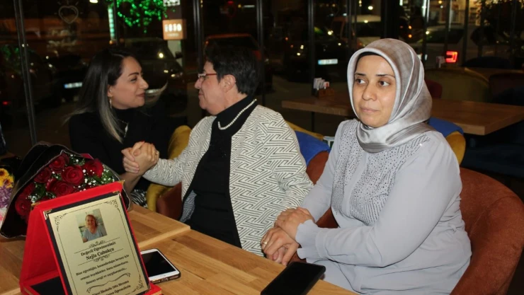 Nejla Öğretmene 24 Kasım Sürprizi