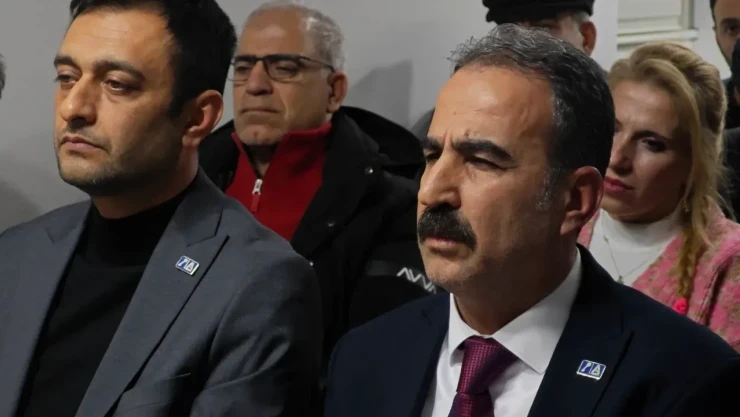 Önümüzdeki Dönemin En Güçlü İktidar Namzeti Biziz