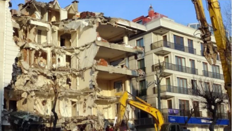 Orta Hasarlı Bina Sahipleri Dikkat!