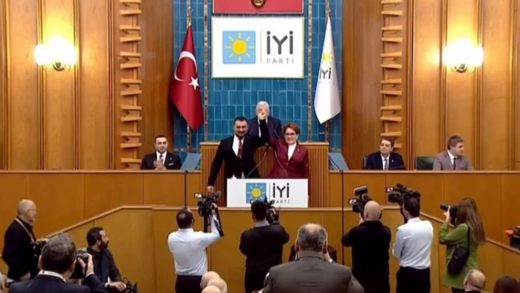 Özgül, Akşener İle Bir Araya Geldi