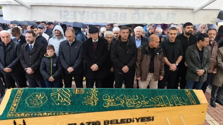 Prof. Dr. Şinasi Yalçın Son Yolculuğuna Uğurlandı