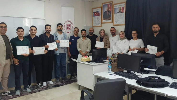 Programı Tamamlayan Kursiyerlere Katılım Belgeleri Verildi