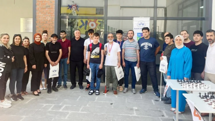 Satranç Turnuvası Düzenlendi