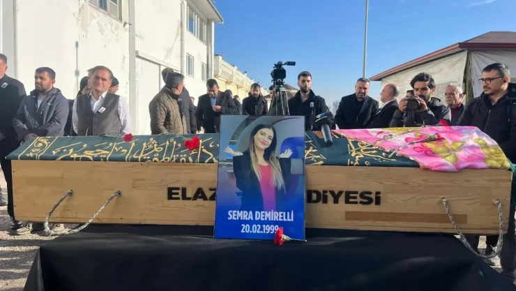 Semra Dualarla Anıldı