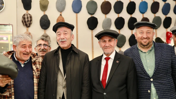 Vatandaşlardan Yeniden Refah Belediye Başkan Adayı Septioğlu'na Yoğun İlgi