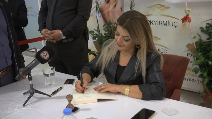 Yazar Çatlı'nın İmza Günü