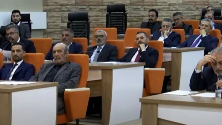 Yeni Dönemin İlk Meclis Toplantısı Yapıldı
