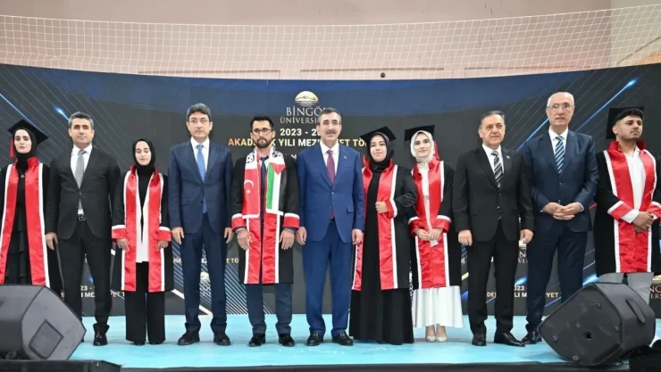 Yılmaz, Memleketi Bingöl'de Konuştu!