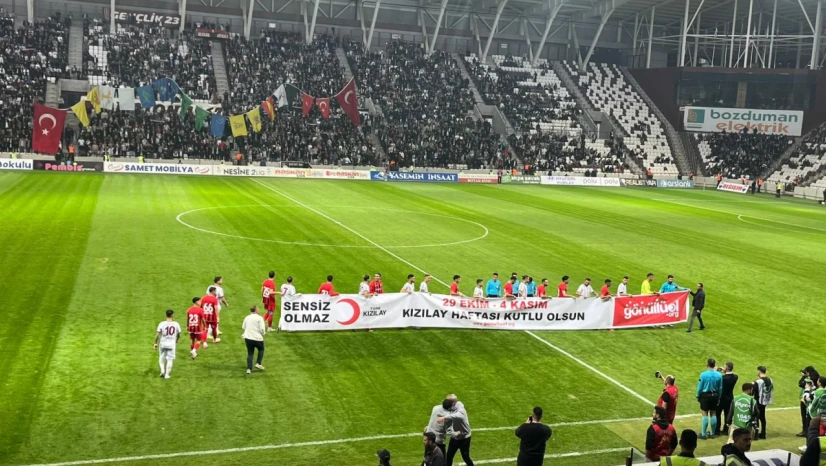 Elazığ'da 16 Türk Devletli Kareografi