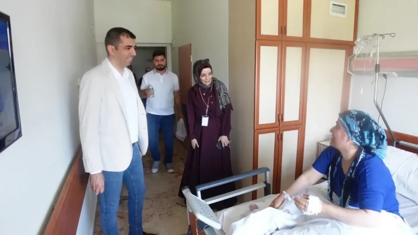 Doç. Dr. Mesut Yur ve Hastane Yönetimin'den Anlamlı Ziyaret