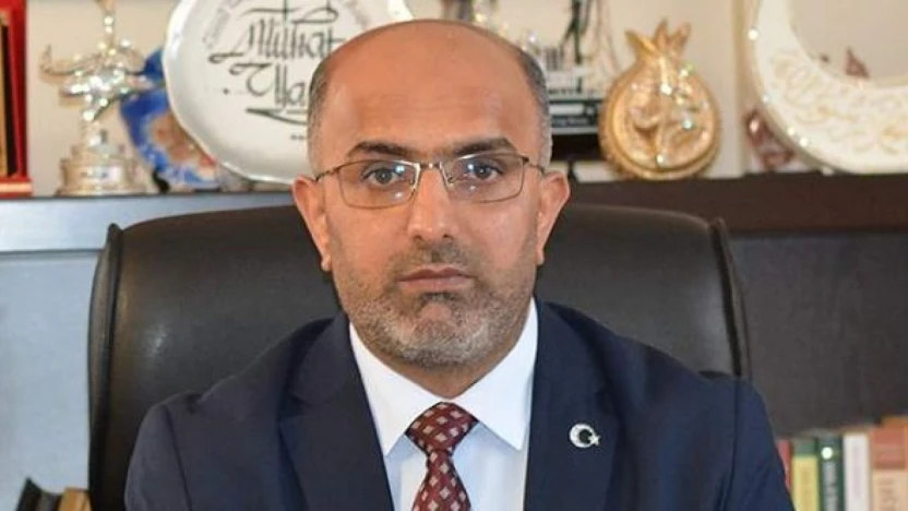 Elazığ Tuhafiyeciler ve Konfeksiyoncular Esnaf Odası'ndan 'E-Ticaret ve Markalaşma' Eğitimi