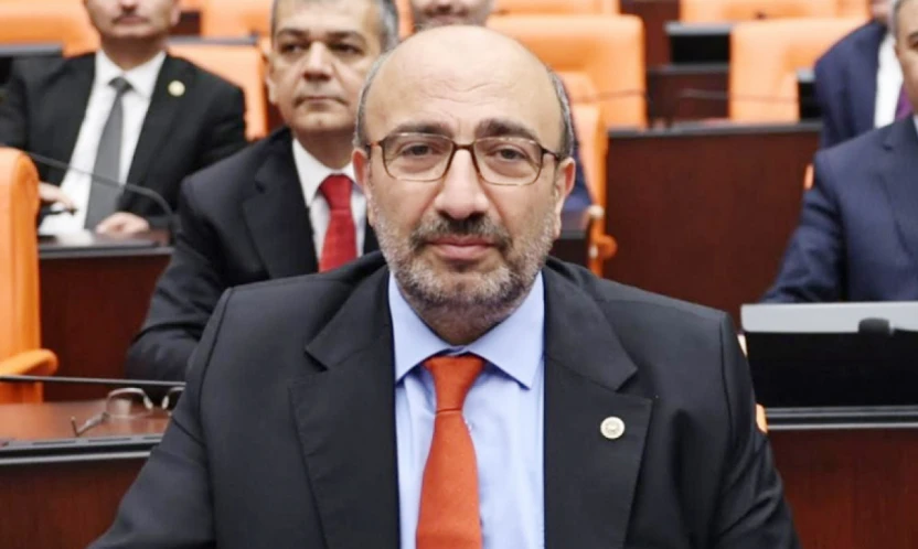 AK Parti Elazığ Milletvekili Ejder Açıkkapı'dan Gençlere Dijital Çağ Uyarısı!