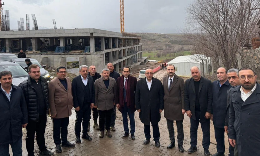 Ejder Açıkkapı'dan Palu–Kovancılar Devlet Hastanesi İnşaatına Yakın Takip